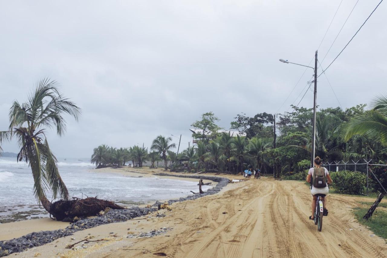 Spanish By The Sea - Bocas Bocas Town Exterior foto